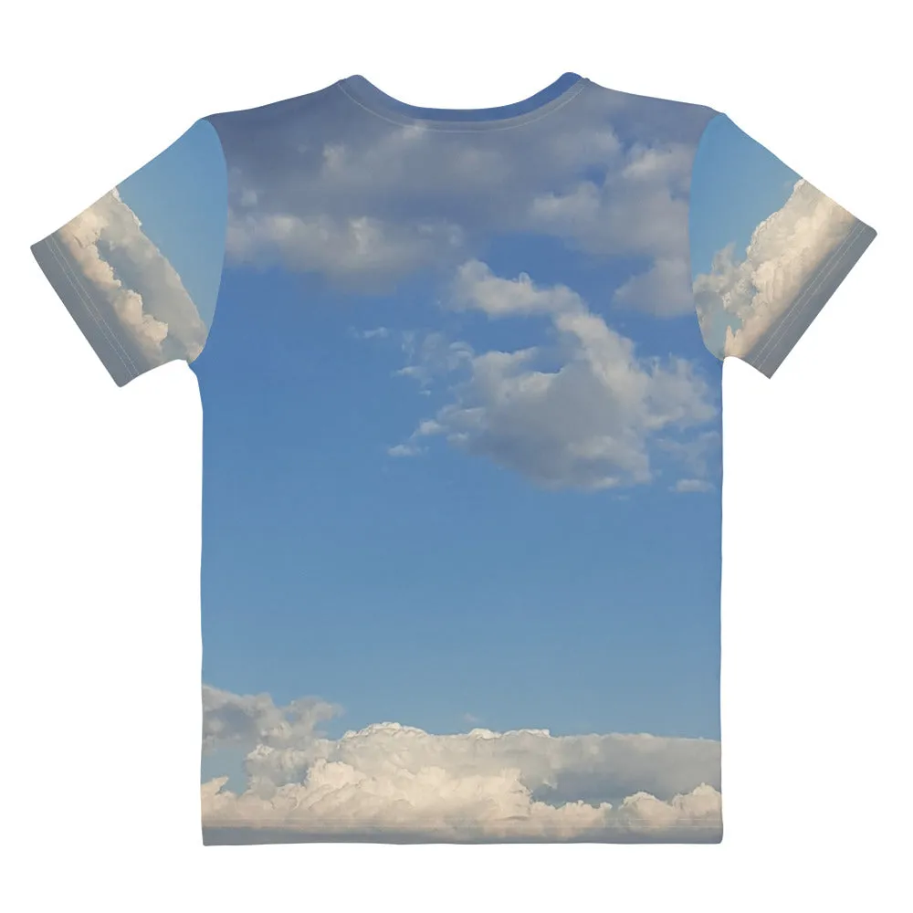 GG - Women's crew neck T-shirt - Clouds & Blue Sky